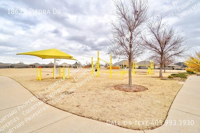 Building Photo - Deer Creek Schools