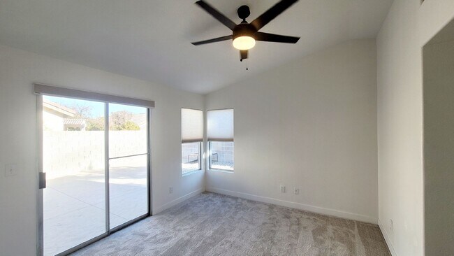 Building Photo - 4825 White Aspen Ave