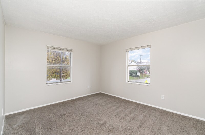 Building Photo - 562 Glenwood Ave