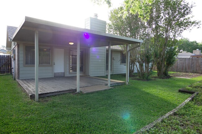 Building Photo - 7310 Westbranch Dr