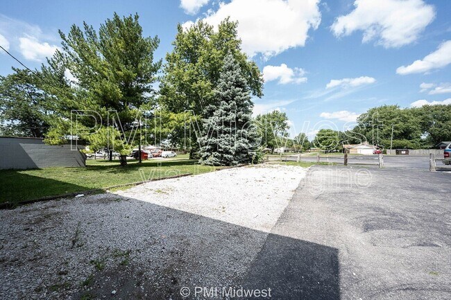 Building Photo - 7046 US-36