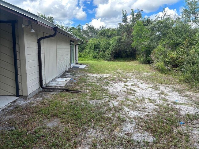 Building Photo - 2229 Adelia Blvd