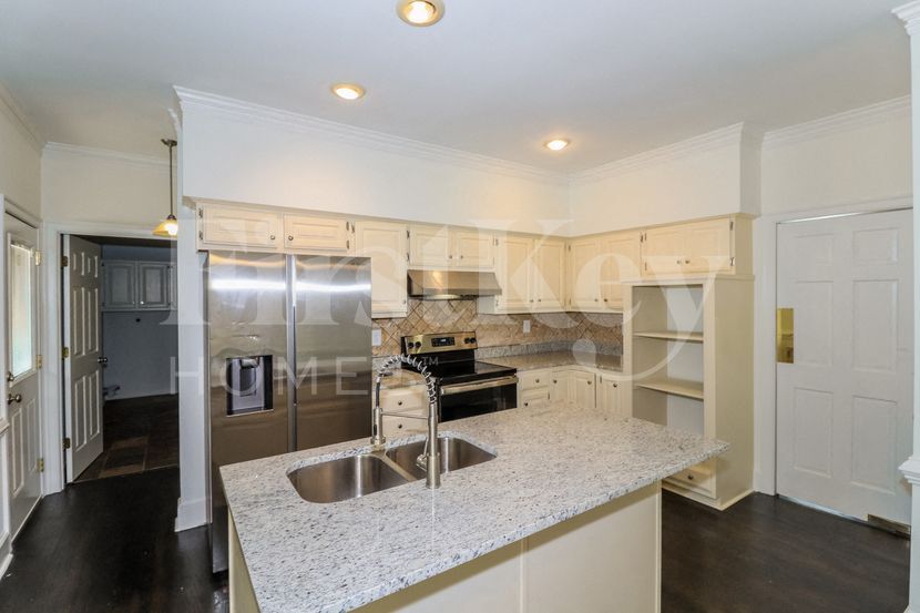 Building Photo - 1551 River Farms Cove