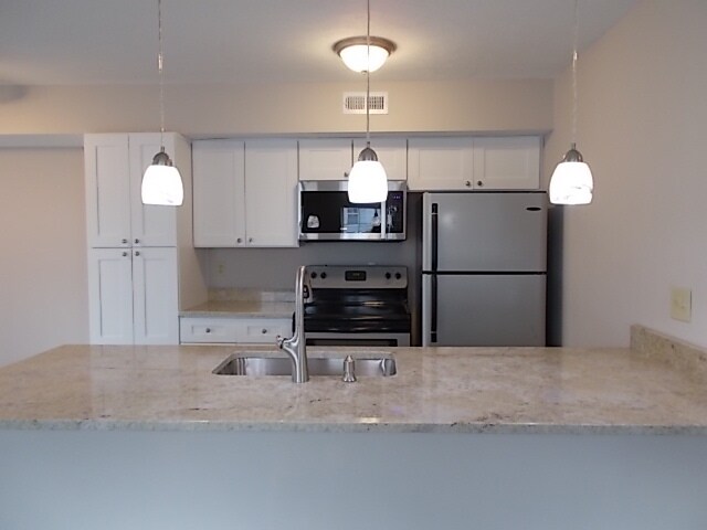 Building Photo - 28140 Detroit Rd