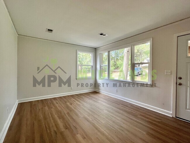 Building Photo - 3304 Margrave Rd
