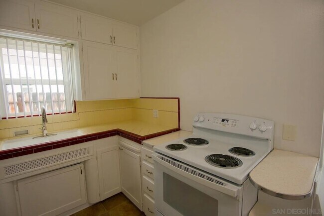 Building Photo - 170 Garrett Ave