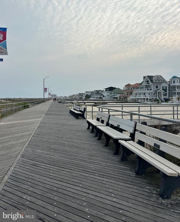 Building Photo - 12 N Swarthmore Ave