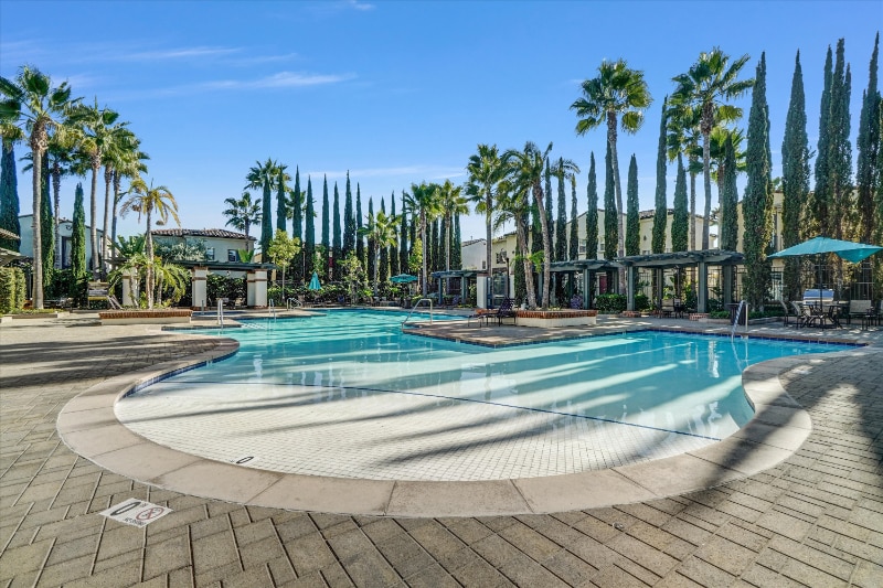 Building Photo - 519 S Melrose St