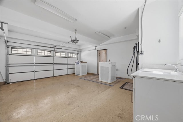 Building Photo - 612 S 2nd Ave