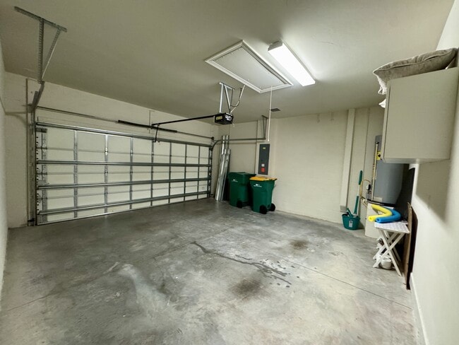 Building Photo - 9418 Greyhawk Trl