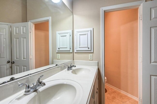 Building Photo - 4523 Long Creek Dr
