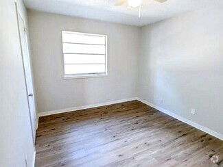 Building Photo - 2032 Stouts Rd