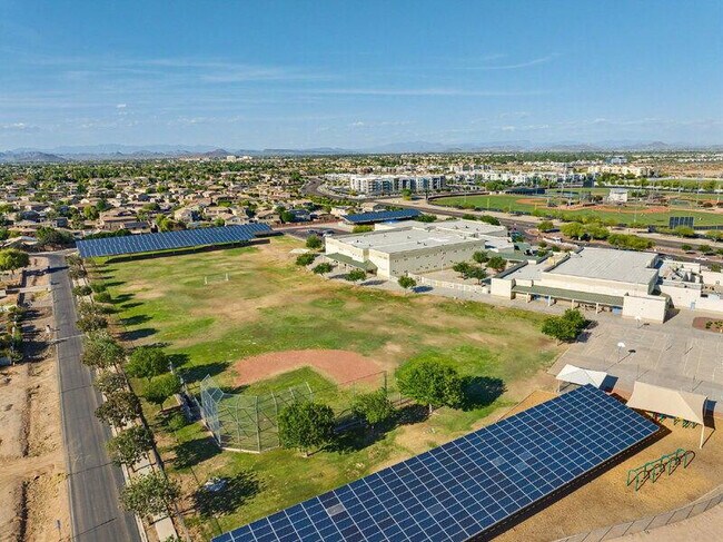 Building Photo - 16317 N 152nd Ave