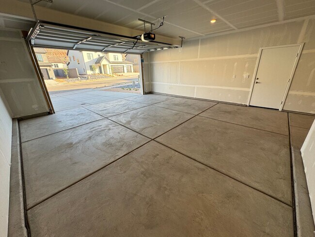 Building Photo - 1624 Cedar Mesa Dr