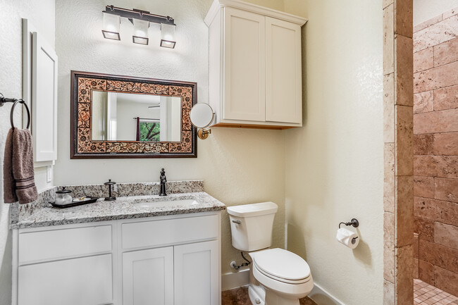Building Photo - 1194 Vaquero Way