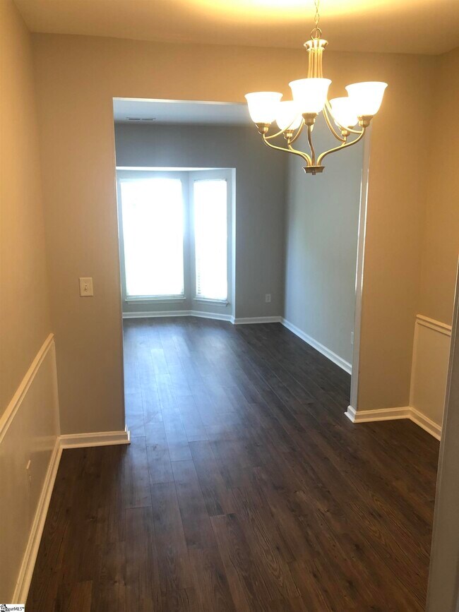 Building Photo - 225 Cambria Ct