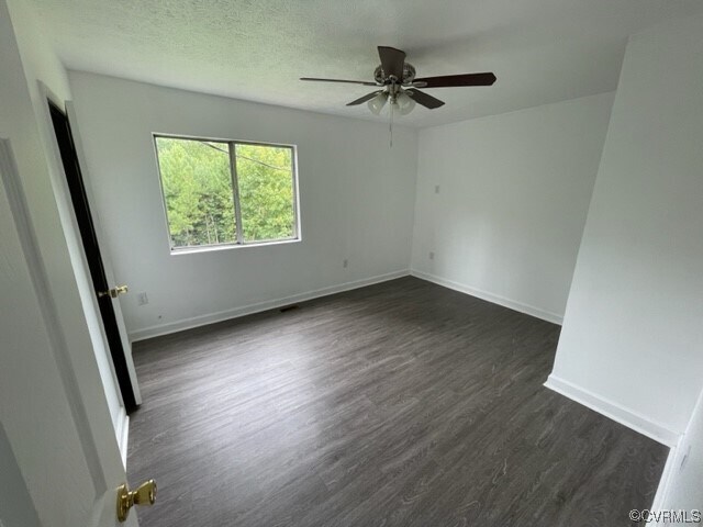 Building Photo - 2486 Mountain View Rd