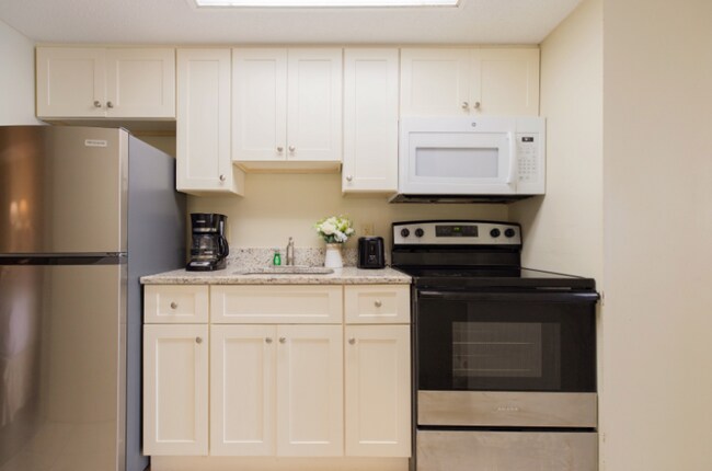 Building Photo - 201 S Ocean Blvd