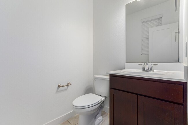 Building Photo - 2327 S Wycliff Cir