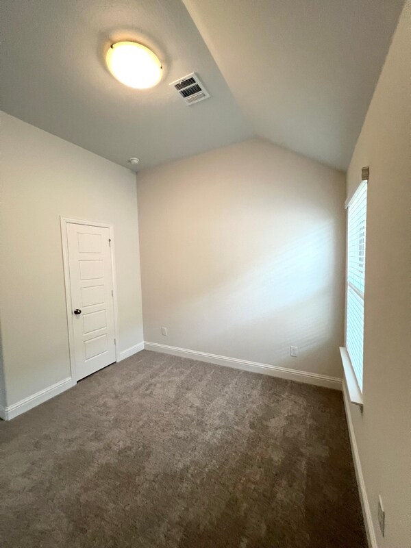 Building Photo - 4428 Mill Falls Dr
