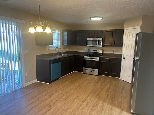 Building Photo - 4197 Grant Forest Cir