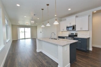 Building Photo - 5857 N Backfire Wy