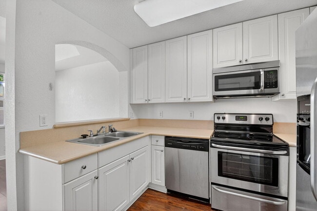 Building Photo - 2938 Hope Valley St