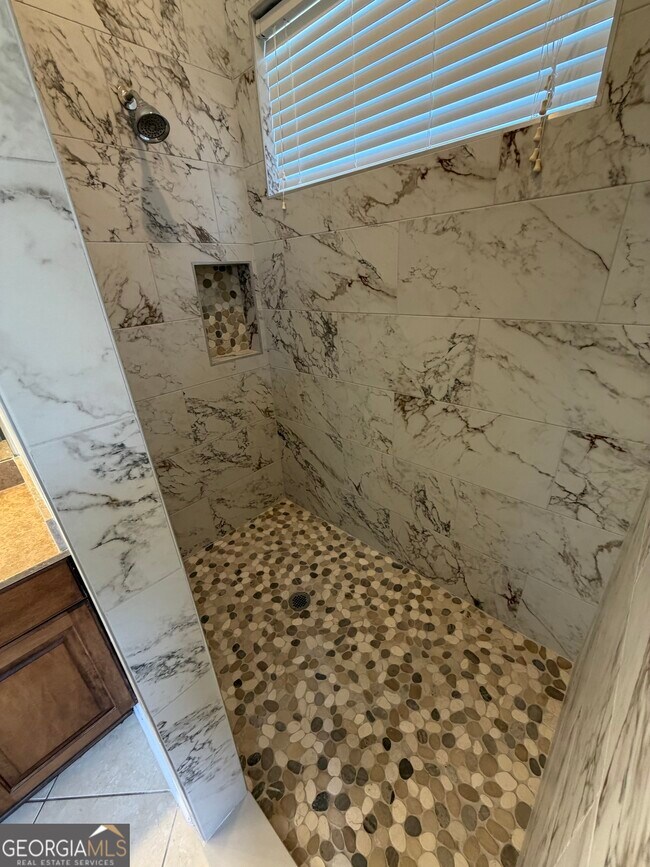 Building Photo - 108 Heron's Nest Cir