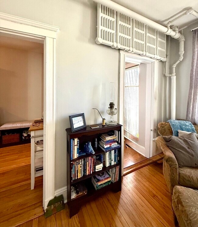 Building Photo - 246 S Huntington Ave