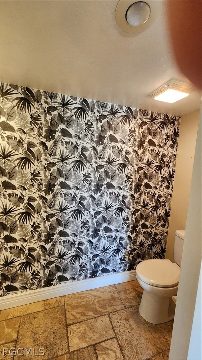 Building Photo - 6118 Montego Bay Loop