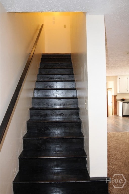 Building Photo - 159 Highland Park Dr