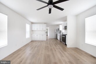 Building Photo - 11304 5th St