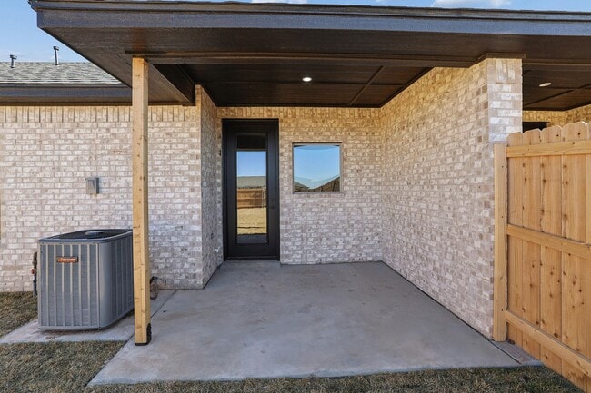 Building Photo - 10374 Tierra Santa Dr