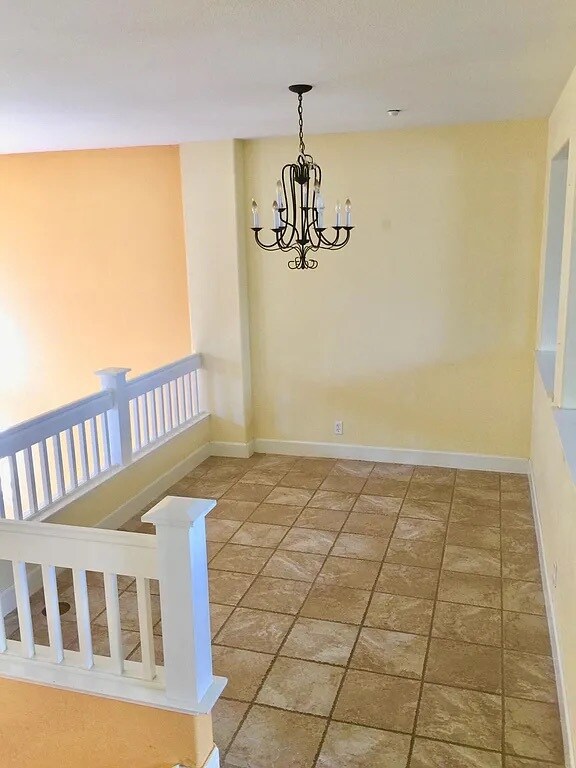 Building Photo - 1061 Pearl Terrace