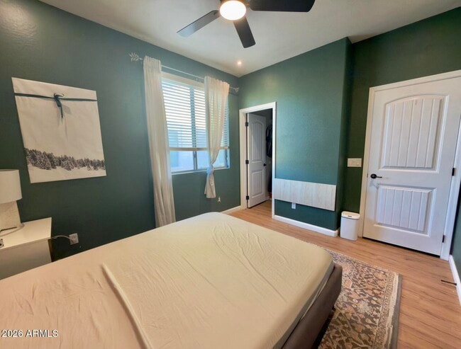 Building Photo - 51 W Hackberry Dr