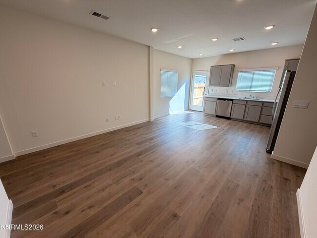 Building Photo - 8406 Vermilion Dr
