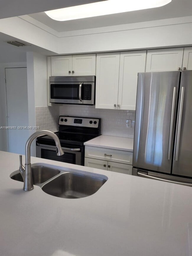 Building Photo - 10001 W Atlantic Blvd