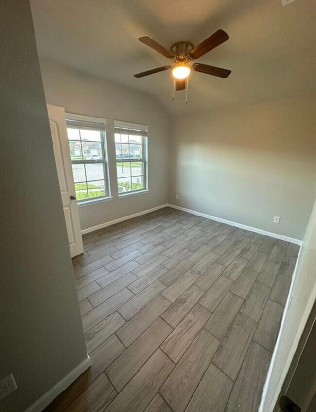 Building Photo - 22726 Palermo Rim Ln