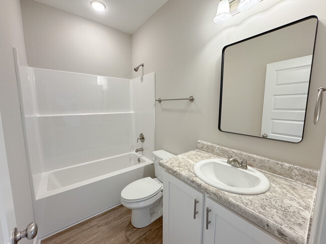 Building Photo - 310 Parkersburg Ln