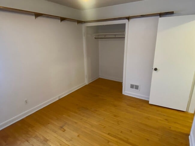 Building Photo - 2-Bedroom 1 Bath Ranch Style Home on Wausau's West Side