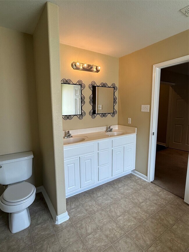 Building Photo - 4607 Canadian River Ct