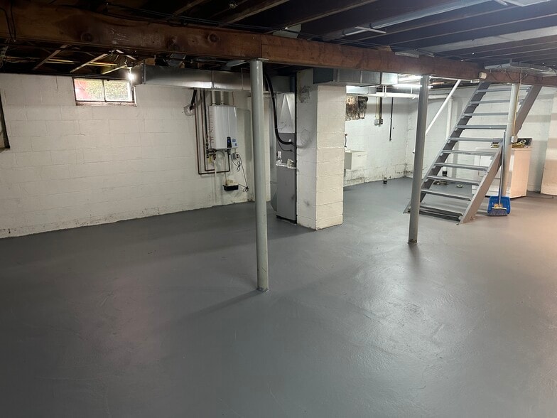 Building Photo - 2531 W 32nd St