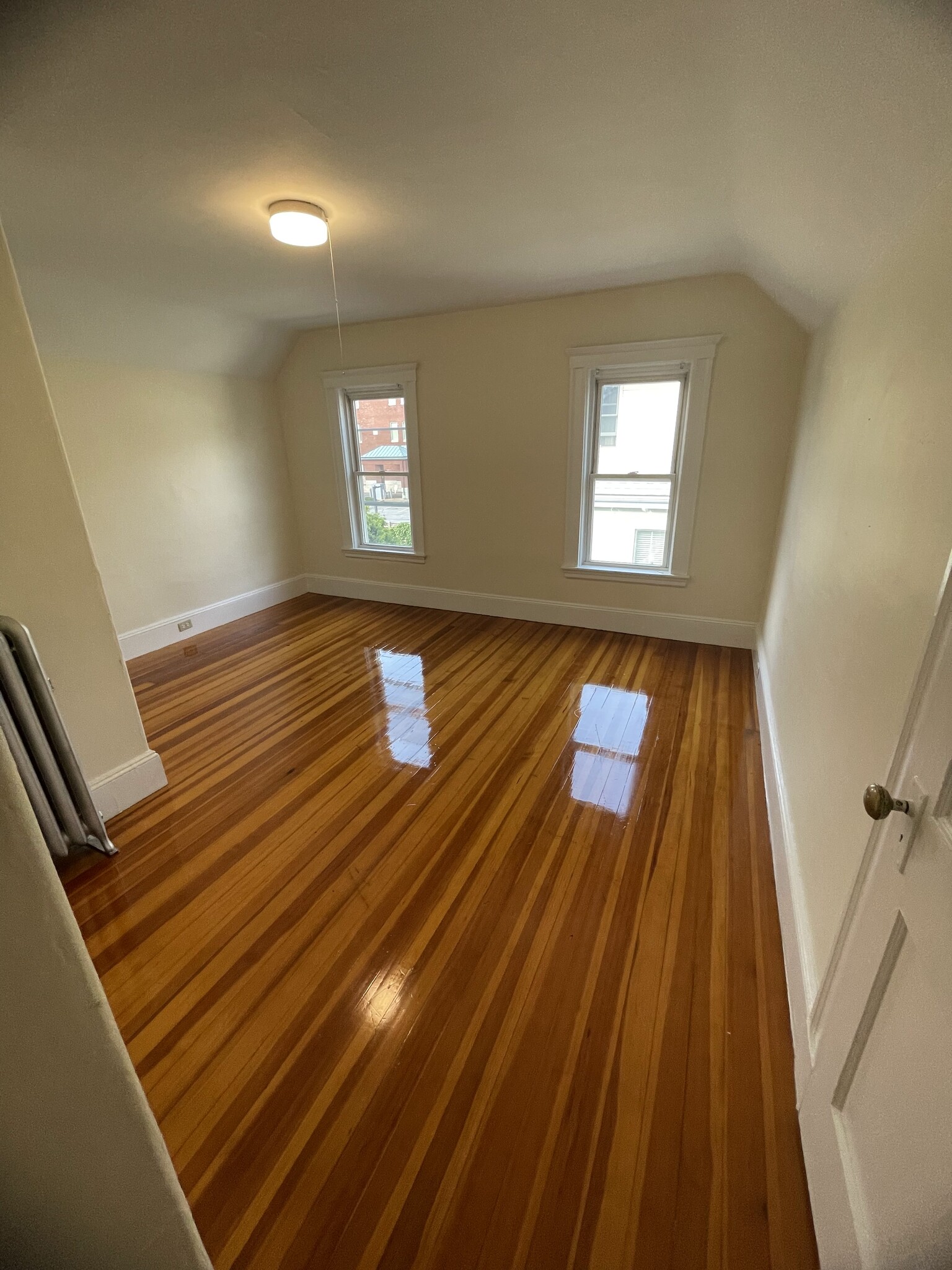 Building Photo - 17 Egerton Rd