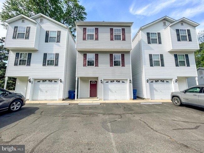 Primary Photo - 3810 5th St