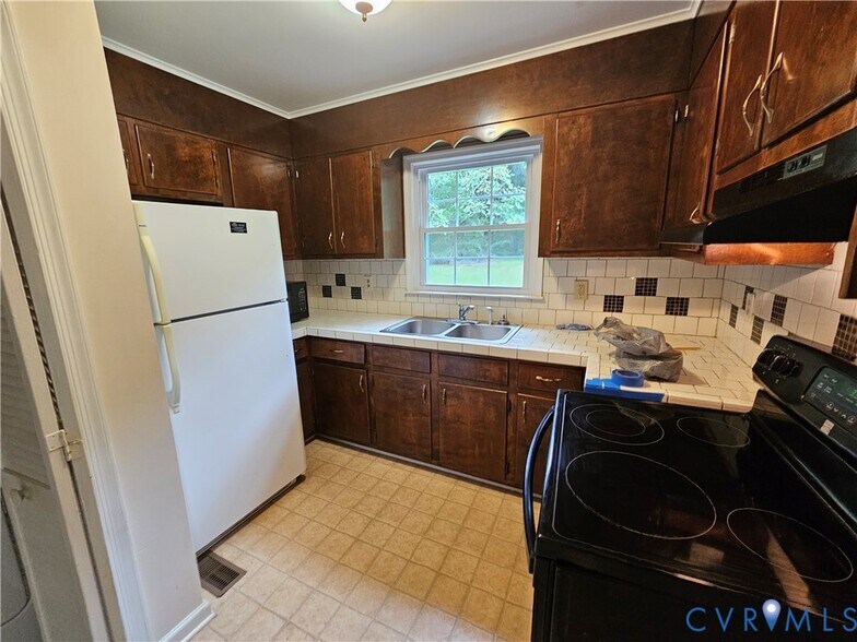 Building Photo - 4004 Shannon Hill Rd