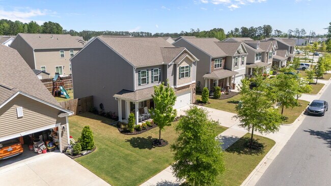 Building Photo - 1009 Chiles Dr