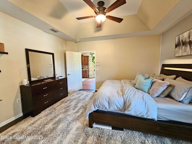 Building Photo - 1255 Sangria Cir