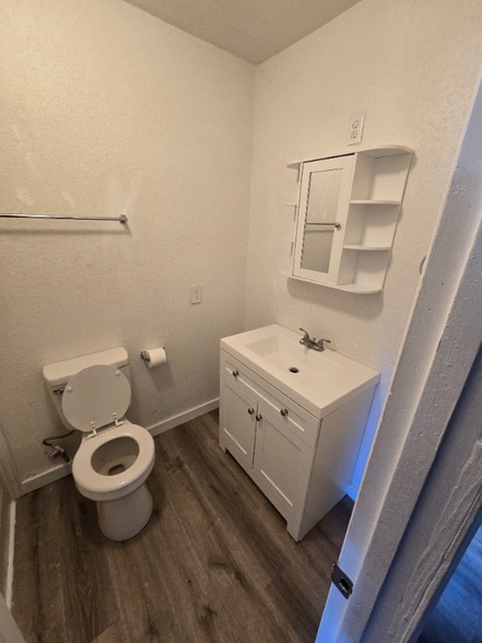 Building Photo - 666 FM356