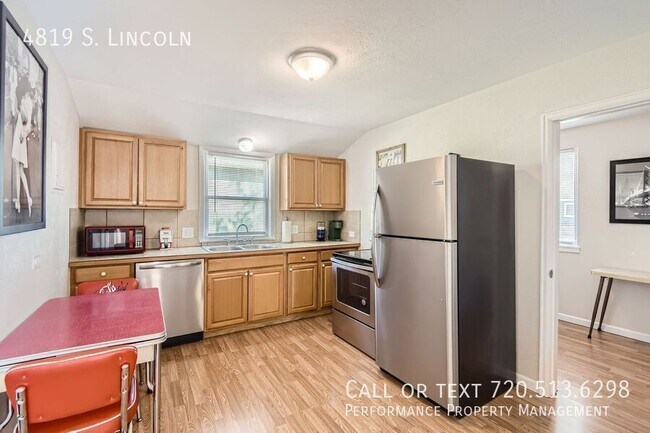 Building Photo - 4819 S. Lincoln-