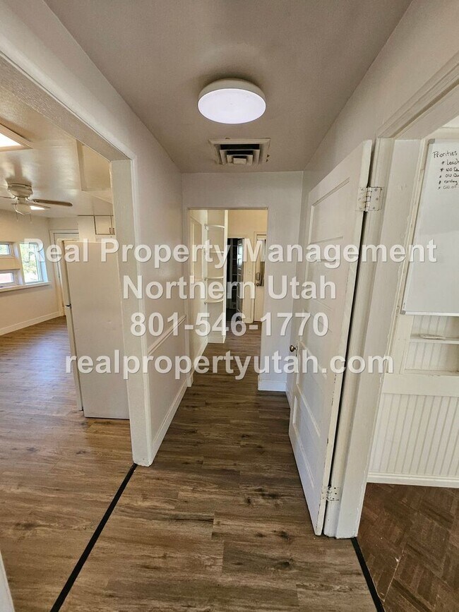 Building Photo - 3 Bedroom 1 Bath Home Now Available in Ogden